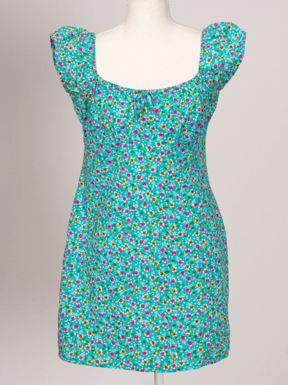 VTG Y2K Floral Babydoll Sundress Hibiscus Print Cap Sleeve Size M Coconutgirl